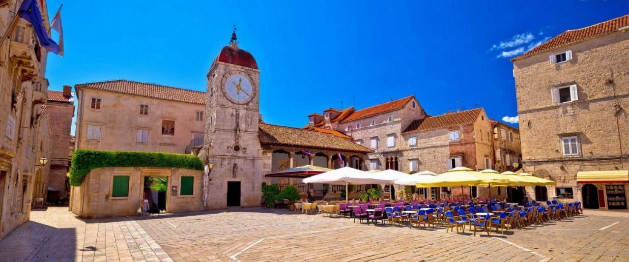 Luxury Apartments Marija Trogir Bagian luar foto