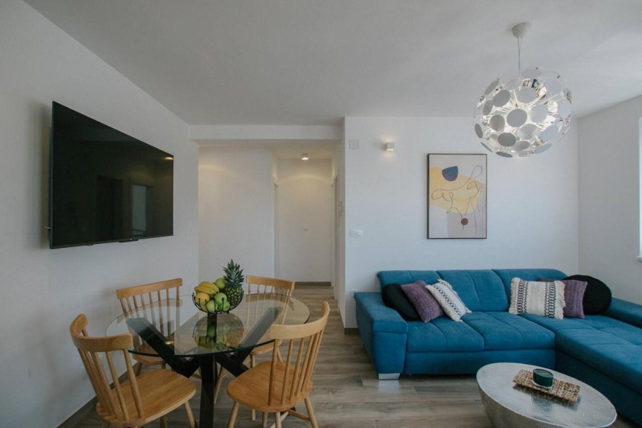 Luxury Apartments Marija Trogir Bagian luar foto